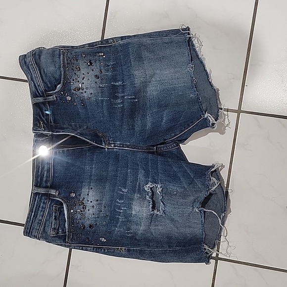 Bebe short - Picture 1 of 3